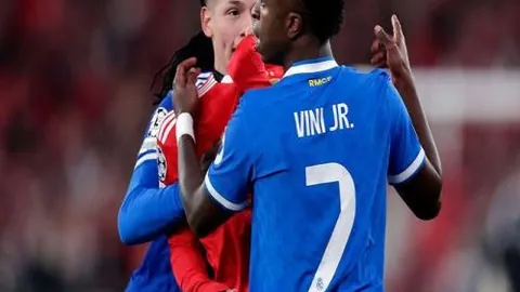 罗纳尔多访谈揭示：低调评价自我，非单纯赞美梅西